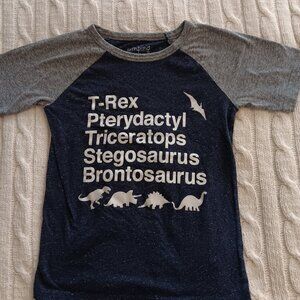 Kids shirt size S(6)